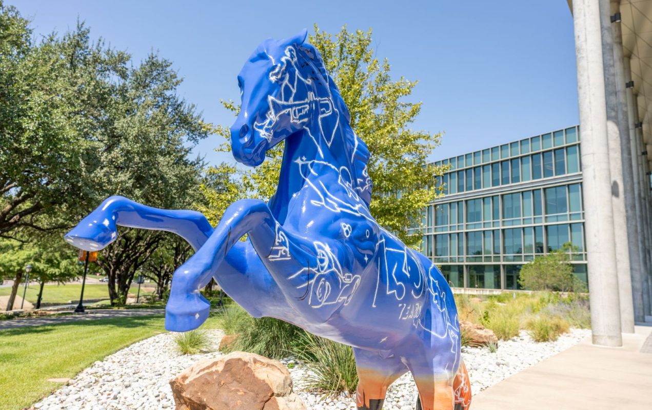 Spirit Horse Statue